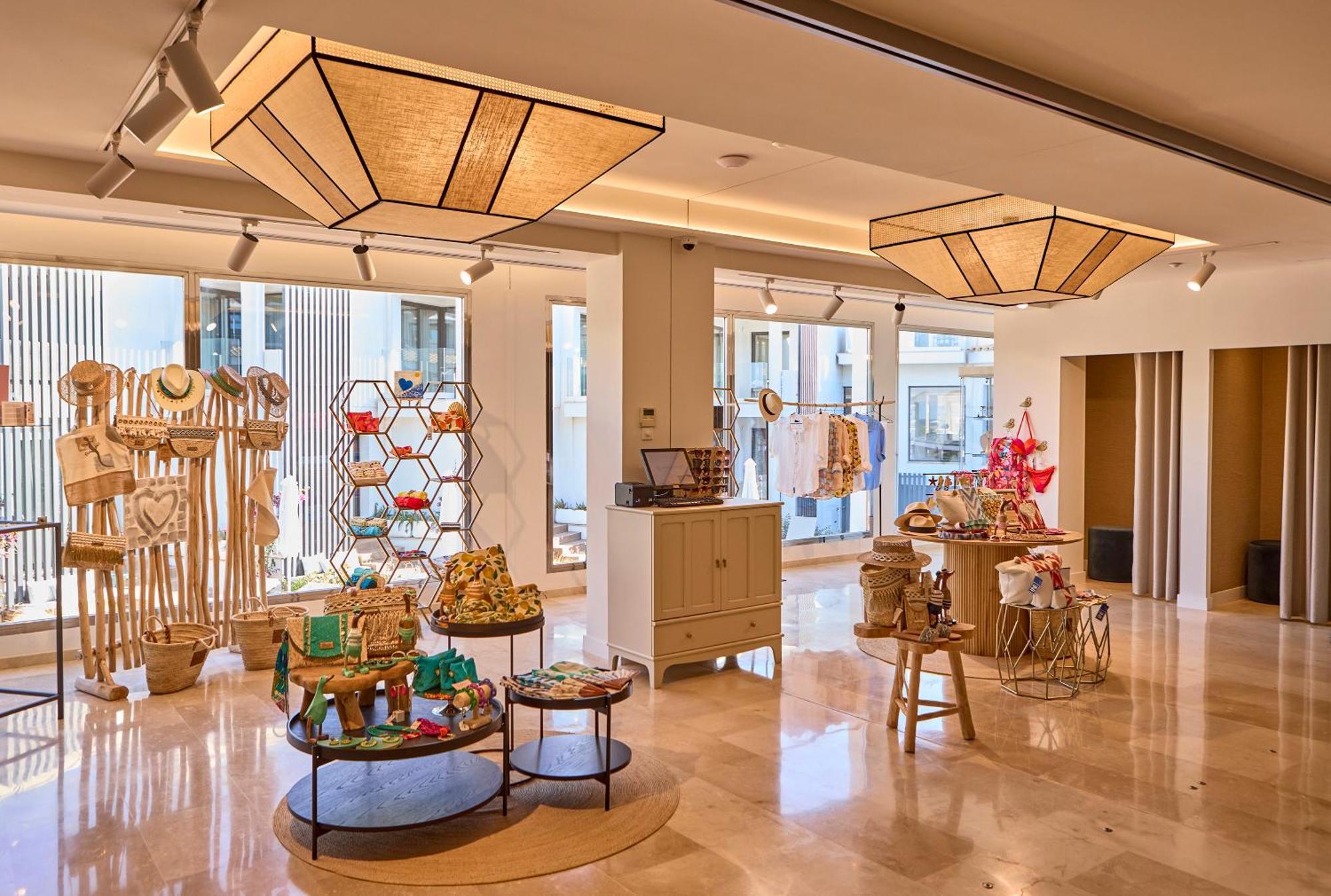Universal Grand Leon & Spa 콜로니아 산트 호르디 외부 사진